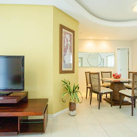 Amplo Apartamento De 3 Quartos No Centro De Balneario Camboriu N1859 Apartment Luaran gambar