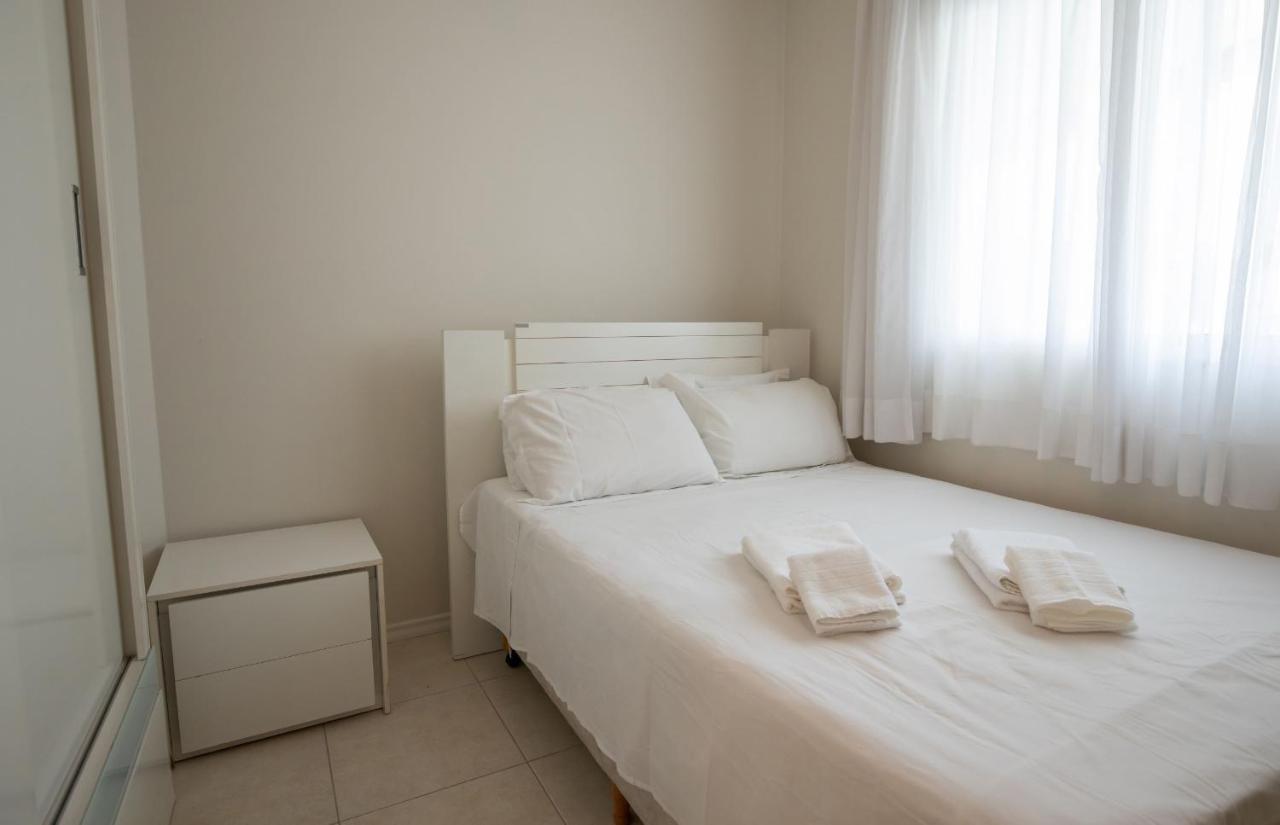 Amplo Apartamento De 3 Quartos No Centro De Balneario Camboriu N1859 Apartment Luaran gambar